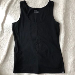 Eddie Bauer black layering tank